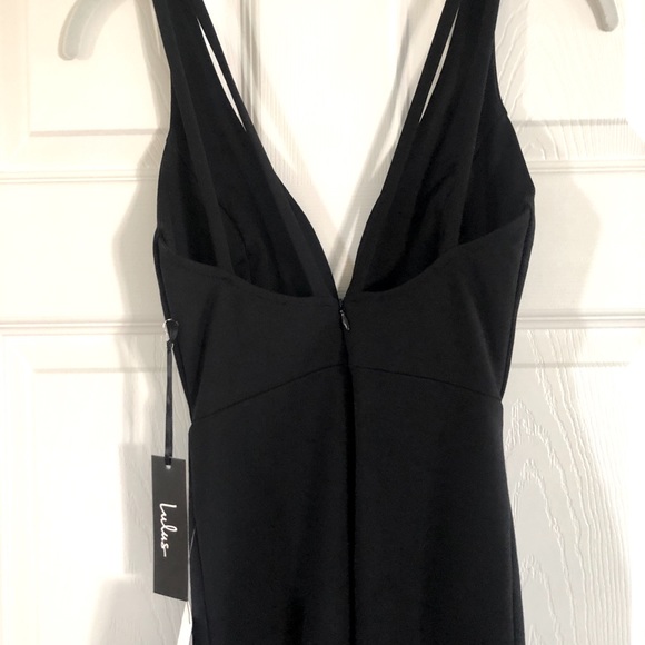Lulus black vneck cocktail dress - Picture 3 of 4